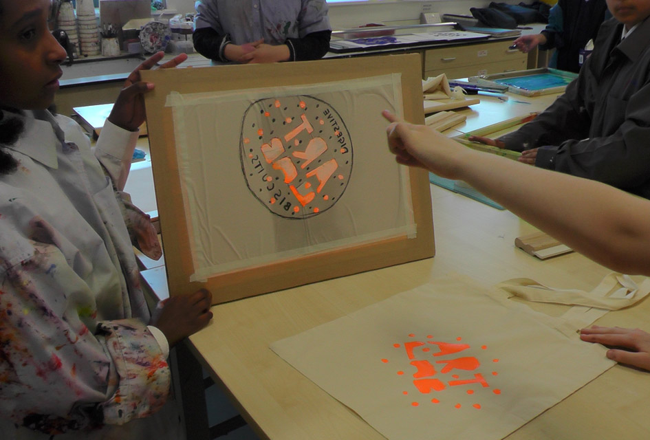 Artsmark journeys between The MERL and Reading&nbsp;Museum